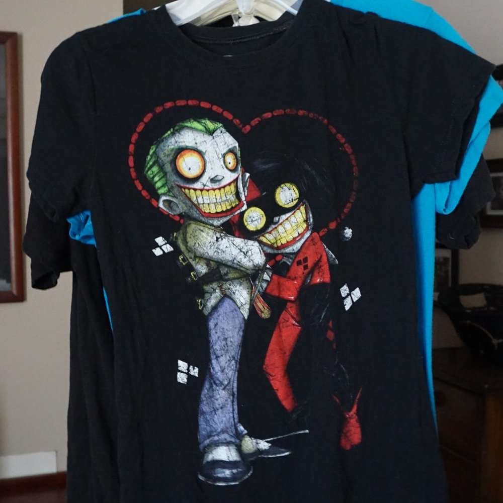 Vintage DC Comics Original Boys Medium Womens XS Joker and Harley Quinn